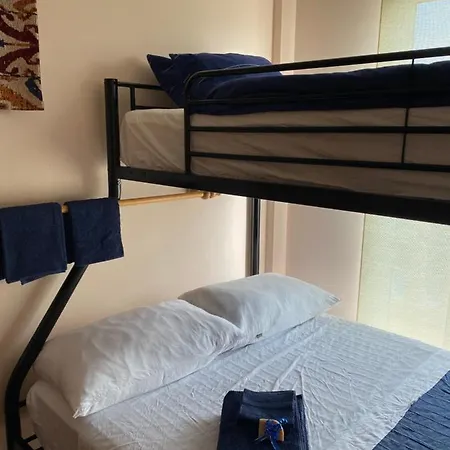 Comfortable Guest *